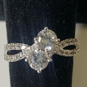 Gorgeous Moissanite set in Sterling Silver` engagement Ring Size 7